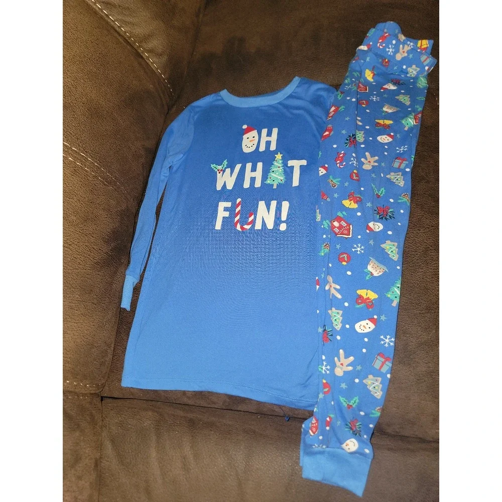 Holiday time oh what fun winter Christmas blue pajamas size 8‎